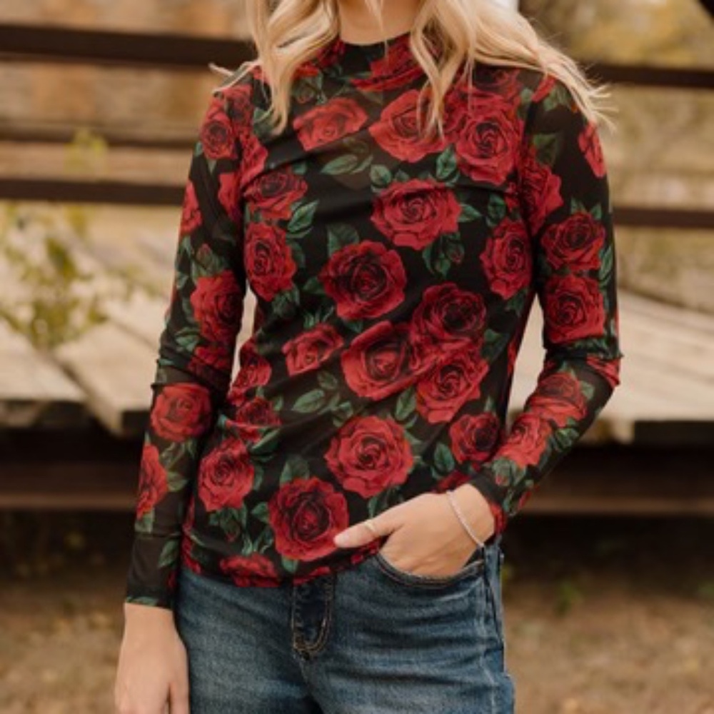 Vertiche, Rose Mock Neck Long Sleeve Top, Size Medium